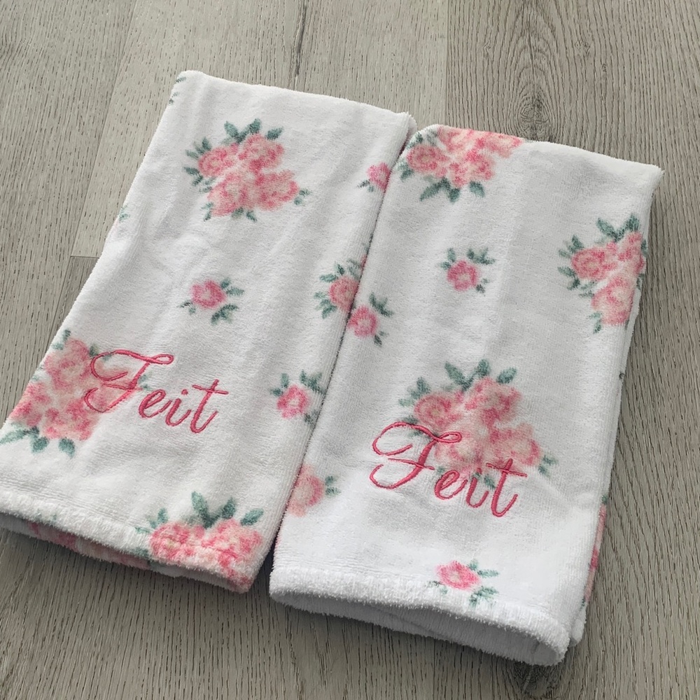Pottery Barn "Love Shack Fancy" embroidered Feit rose 2 hand towels‎ white pink